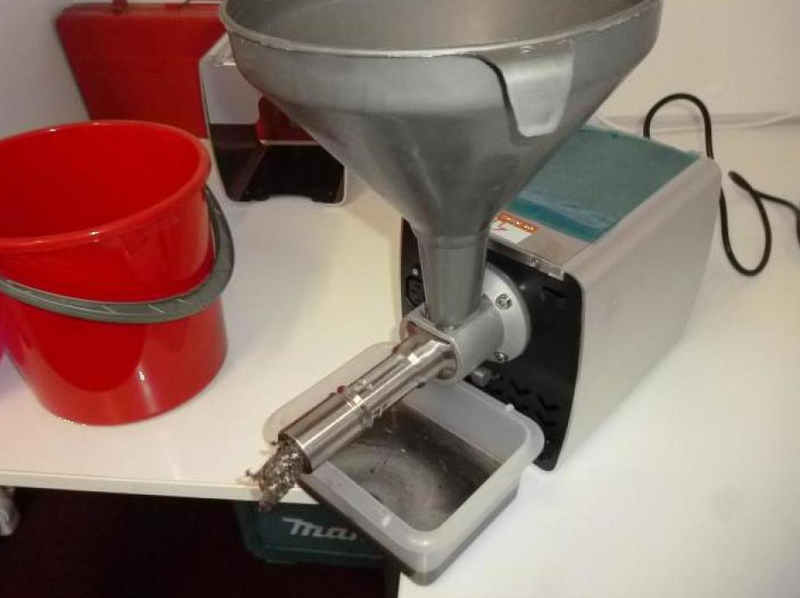 Presa ulei teste laborator